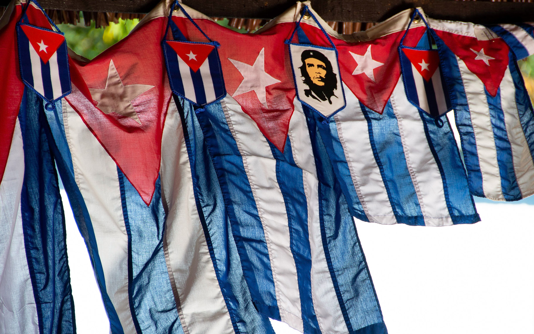 TP_1-111. Che still honored- Cuba