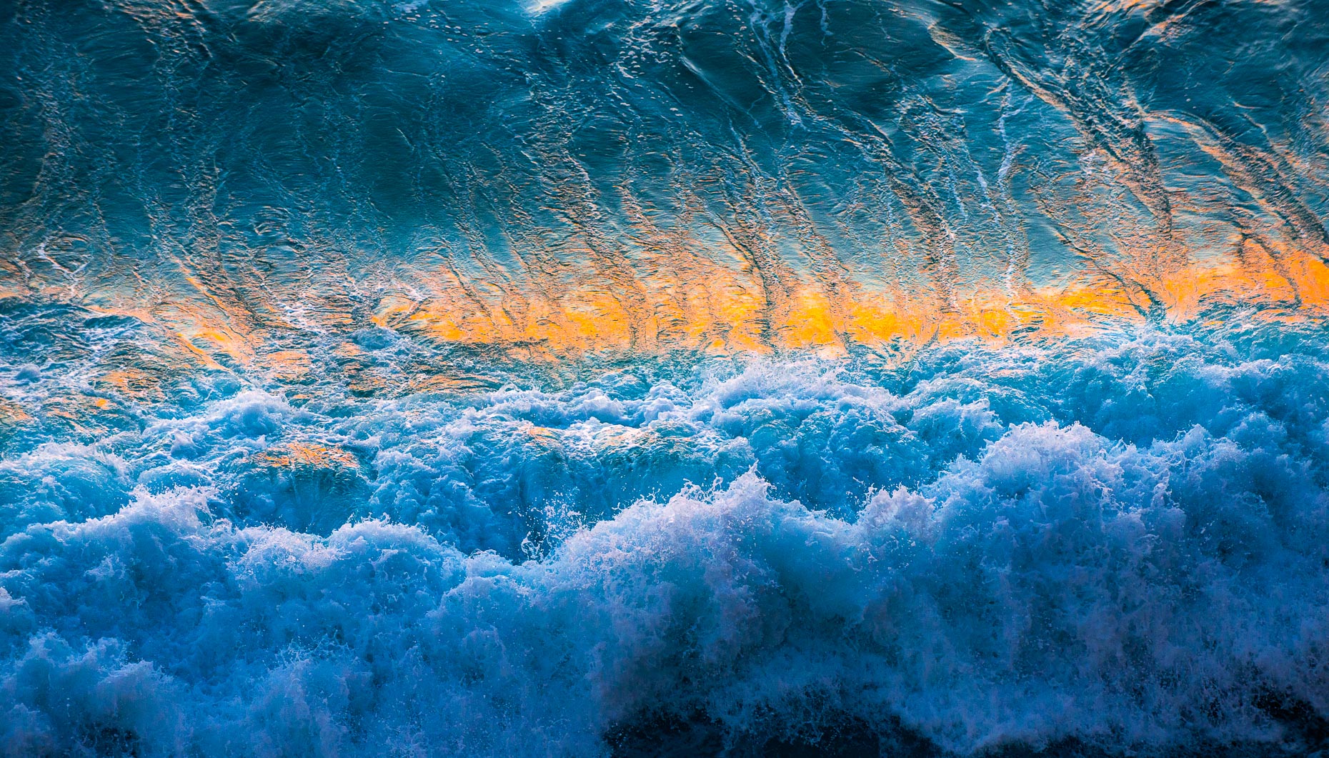 AB_396   Golden Wave- Portugal